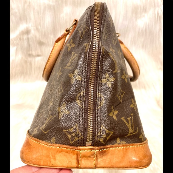 Authentic Louis Vuitton Alma PM  #8.3v BA 0945 - Picture 3 of 11